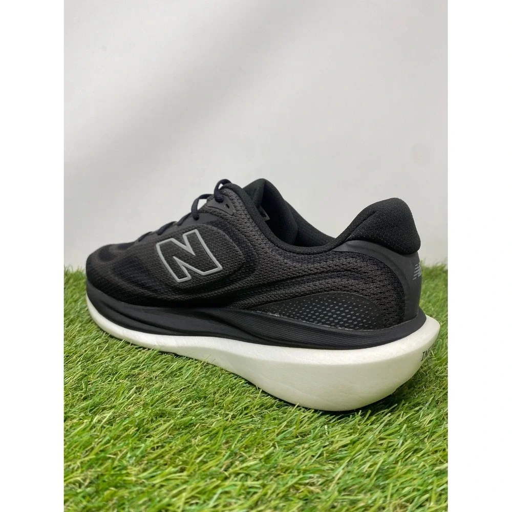 New Balance Fresh Foam X 1080 Mens 12 Black White Sneakers Running Shoes Comfort
